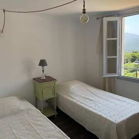 Maison De Village Cosy Et Chaleureuse Сasa de vacaciones *